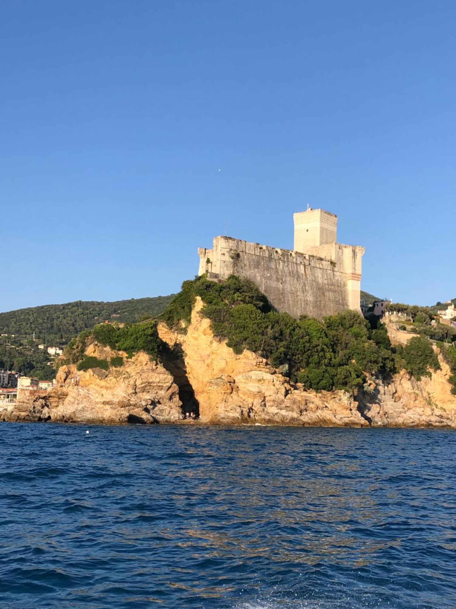 Il Frantoio Di Olimpia Hotell Lerici Exteriör bild